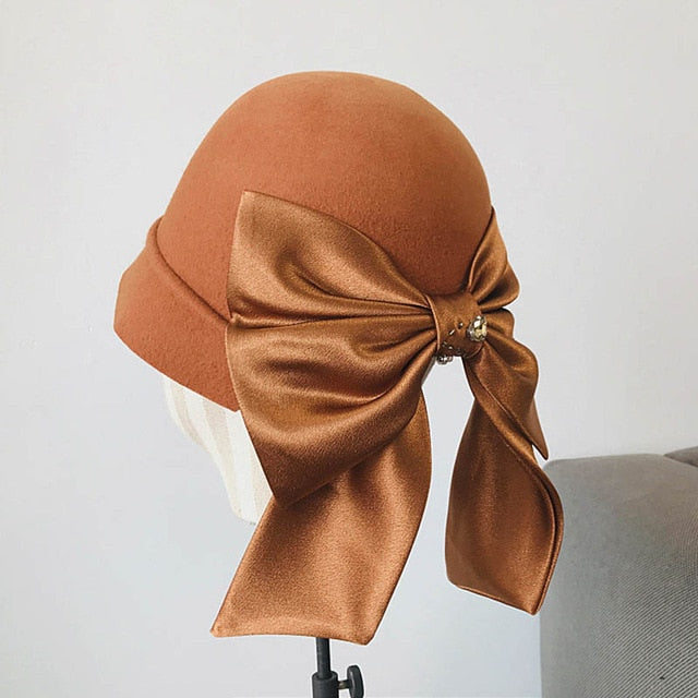 Années 30 Chapeau Rétro Fascinateur Maxi Noeud Caramel - Ma Penderie Vintage